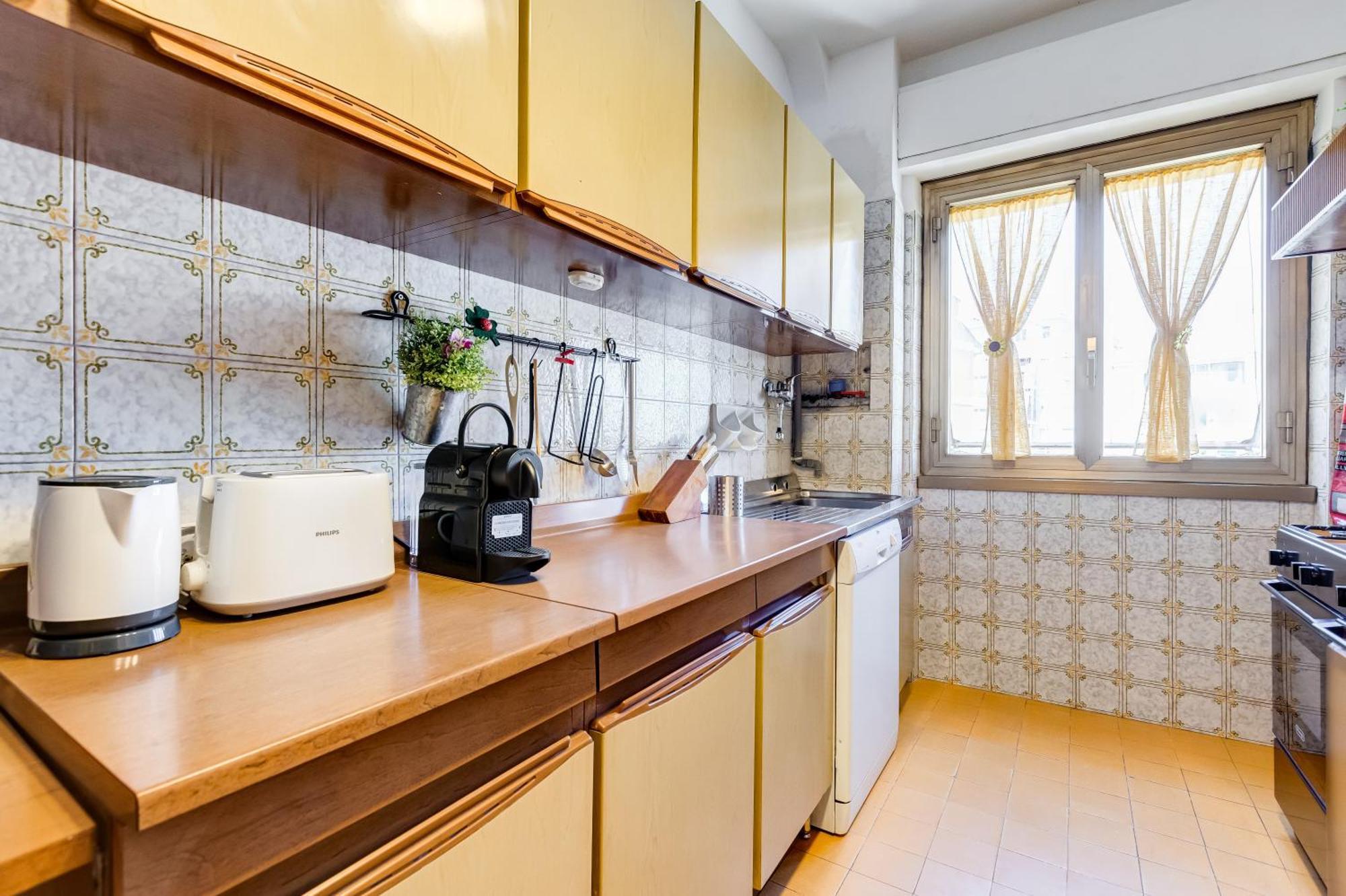 Apartment The Pope's Oasis Near Trastevere And Historical Center Rome
